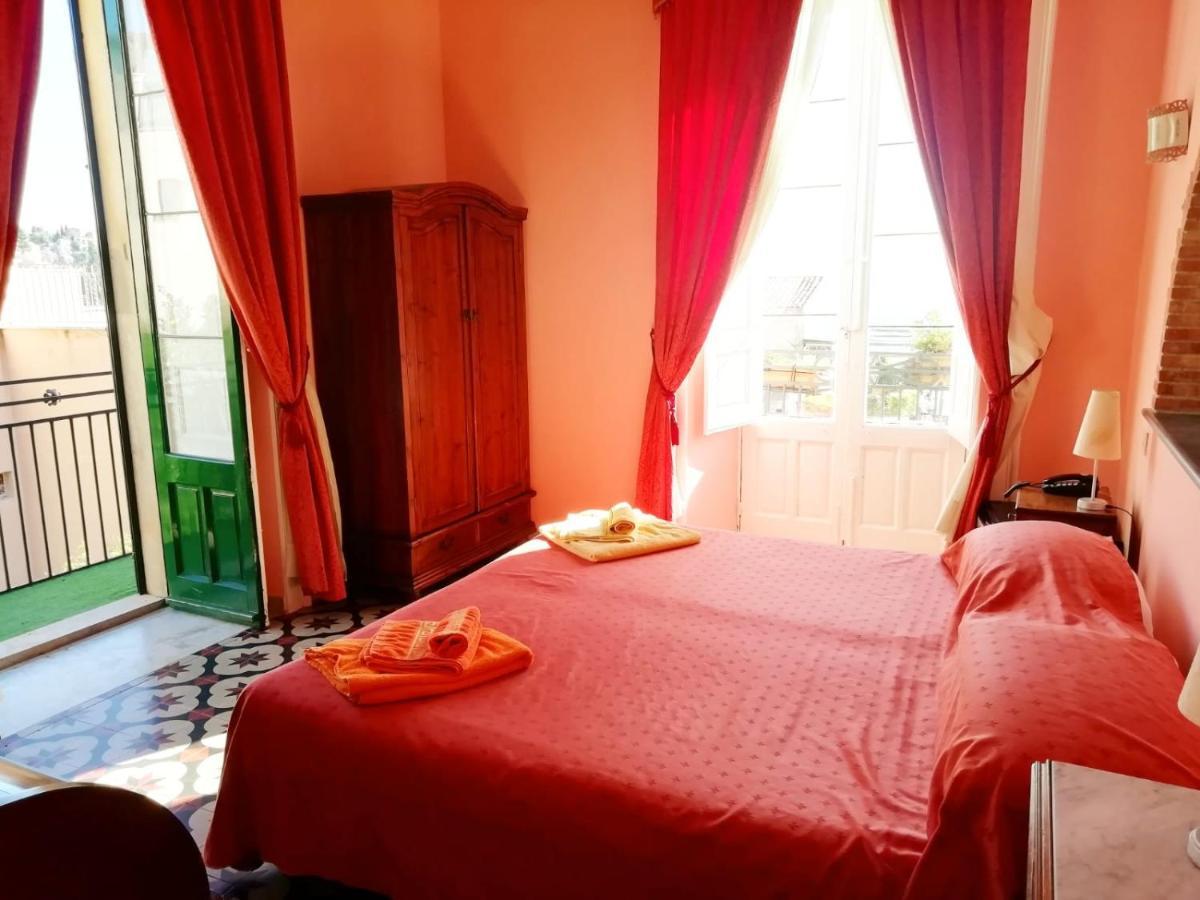 Villa Mabel ตาออร์มินา ภายนอก รูปภาพ